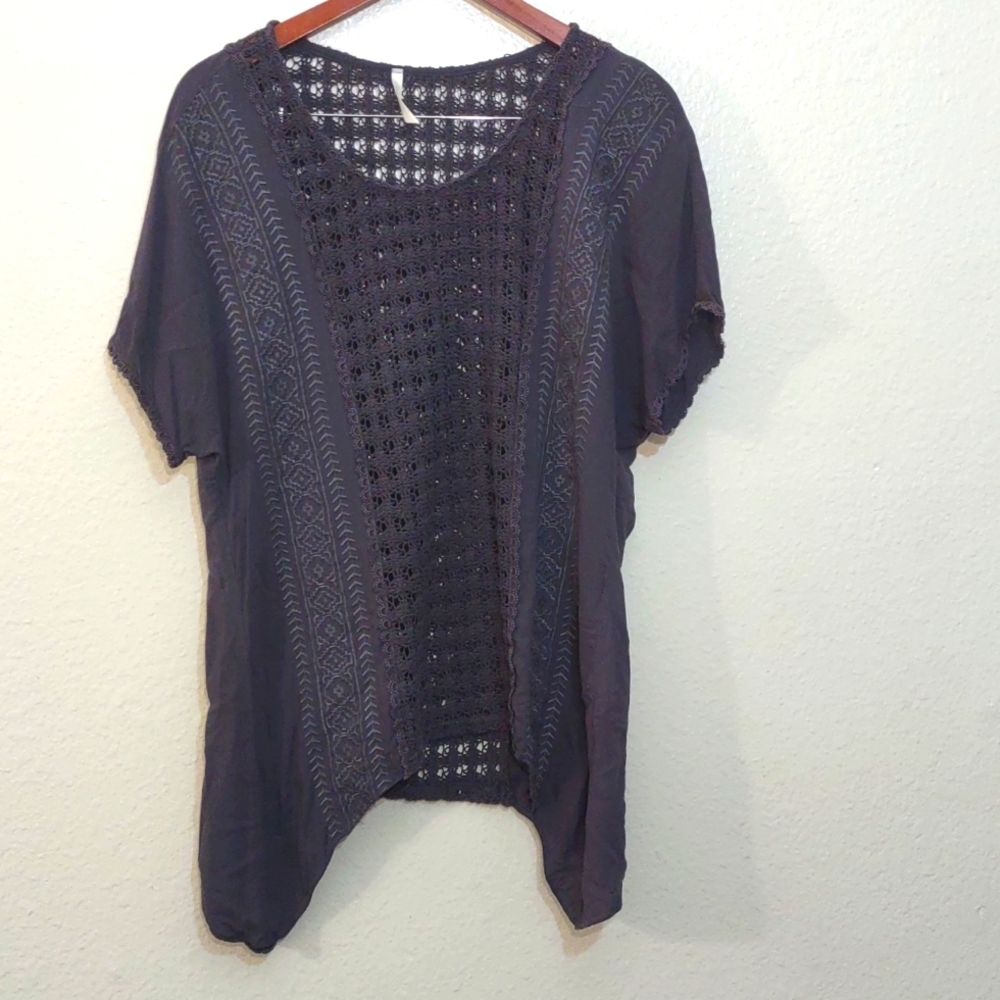SLIGHTLY USED MICHAEL FARRELL CROCHET SHIRT COLOR GRAY SIZE L FALL STAPLE